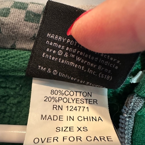 Universal Studios Harry Potter Slytherin Green Zip-Up Hoodie Adult XSmall Unisex - Picture 8 of 8